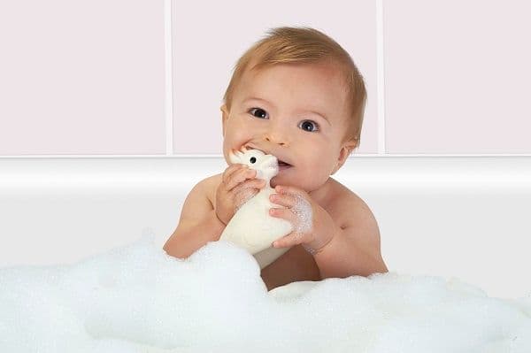 So' Pure Sophie La Girafe Bath Toy- Bathtime